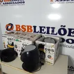 LOTE 085 - 04 - FRITADEIRAS SEM ÓLEO AIR FRYER, MONDIAL 110V (NO ESTADO, NÃO SABEMOS SE FUNCIONA. LEILÃO NÃO TEM GARANTIA E NEM DEVOLUÇÃO, SUJEITO A POSSÍVEIS AVARIAS VISÍVEIS/OCULTAS E/OU AUSÊNCIA DE COMPONENTES)