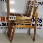 LOTE 127 - 02 - CADEIRAS FENDI ENCOSTO TELINHA (NO ESTADO, NÃO SABEMOS SE FUNCIONA. LEILÃO NÃO TEM GARANTIA E NEM DEVOLUÇÃO, SUJEITO A POSSÍVEIS AVARIAS VISÍVEIS/OCULTAS E/OU AUSÊNCIA DE COMPONENTES)