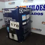 LOTE 178 - 01 - ASPIRADOR ÁGUA PÓ ELECTROLUX 110V (NO ESTADO, NÃO SABEMOS SE FUNCIONA. LEILÃO NÃO TEM GARANTIA E NEM DEVOLUÇÃO, SUJEITO A POSSÍVEIS AVARIAS VISÍVEIS/OCULTAS E/OU AUSÊNCIA DE COMPONENTES)