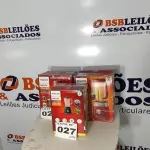 LOTE 027 - 03 - LIQUIDIFICADOR PHILIPS WALITA 110V (NO ESTADO, NÃO SABEMOS SE FUNCIONA. LEILÃO NÃO TEM GARANTIA E NEM DEVOLUÇÃO, SUJEITO A POSSÍVEIS AVARIAS VISÍVEIS/OCULTAS E/OU AUSÊNCIA DE COMPONENTES)