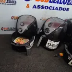LOTE 064 - 04 - FRITADEIRAS SEM ÓLEO AIR FRYER, MONDIAL 110V (NO ESTADO, NÃO SABEMOS SE FUNCIONA. LEILÃO NÃO TEM GARANTIA E NEM DEVOLUÇÃO, SUJEITO A POSSÍVEIS AVARIAS VISÍVEIS/OCULTAS E/OU AUSÊNCIA DE COMPONENTES)