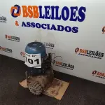 LOTE 101 - 01 - MOTOR PORTÃO ELETRÔNICO ROSSI INDUSTRIAL 220V (NO ESTADO, NÃO SABEMOS SE FUNCIONA. LEILÃO NÃO TEM GARANTIA E NEM DEVOLUÇÃO, SUJEITO A POSSÍVEIS AVARIAS VISÍVEIS/OCULTAS E/OU AUSÊNCIA DE COMPONENTES)