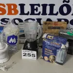 LOTE 255 - 08 - ELETRODOMÉSTICOS DIVERSOS (NO ESTADO, NÃO SABEMOS SE FUNCIONA. LEILÃO NÃO TEM GARANTIA E NEM DEVOLUÇÃO, SUJEITO A POSSÍVEIS AVARIAS VISÍVEIS/OCULTAS E/OU AUSÊNCIA DE COMPONENTES)