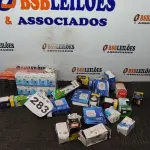 LOTE 283 - 40 – LÂMPADAS DIVERSAS (NO ESTADO, NÃO SABEMOS SE FUNCIONA. LEILÃO NÃO TEM GARANTIA E NEM DEVOLUÇÃO, SUJEITO A POSSÍVEIS AVARIAS VISÍVEIS/OCULTAS E/OU AUSÊNCIA DE COMPONENTES)
