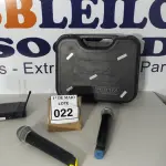 LOTE 022 - 02 MICROFONES COM CASE E 01 RECEPTOR UHF. (NO ESTADO) ATENÇÃO! FAZER A VISITAÇÃO ANTES DE ARREMATAR, NÃO SABEMOS SE FUNCIONA. LEILÃO NÃO TEM GARANTIA E NEM DEVOLUÇÃO, SUJEITO A POSSÍVEIS AVARIAS VISÍVEIS/OCULTAS E/OU AUSÊNCIA DE COMPONENTES.