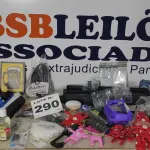 LOTE 290 - 01 LOTE C/ ÍTENS DIVERSOS (NO ESTADO, NÃO SABEMOS SE FUNCIONA. LEILÃO NÃO TEM GARANTIA E NEM DEVOLUÇÃO, SUJEITO A POSSÍVEIS AVARIAS VISÍVEIS/OCULTAS E/OU AUSÊNCIA DE COMPONENTES)