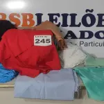 LOTE 245 - 01 LOTE C/ TECIDOS DIVERSOS (NO ESTADO, NÃO SABEMOS SE FUNCIONA. LEILÃO NÃO TEM GARANTIA E NEM DEVOLUÇÃO, SUJEITO A POSSÍVEIS AVARIAS VISÍVEIS/OCULTAS E/OU AUSÊNCIA DE COMPONENTES)