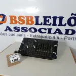 LOTE 104 - 01 MESA DE SOM MARCA STANER 08-2S. (NO ESTADO) ATENÇÃO! FAZER A VISITAÇÃO ANTES DE ARREMATAR, NÃO SABEMOS SE FUNCIONA. LEILÃO NÃO TEM GARANTIA E NEM DEVOLUÇÃO, SUJEITO A POSSÍVEIS AVARIAS VISÍVEIS/OCULTAS E/OU AUSÊNCIA DE COMPONENTES.