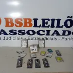 LOTE 012 - 07 HDS VARIADOS PARA NOTEBOOK, 02 HDS PARA PC E 05 MEMORIAS PARA SERVIDOR.  (NO ESTADO) ATENÇÃO! FAZER A VISITAÇÃO ANTES DE ARREMATAR, NÃO SABEMOS SE FUNCIONA. LEILÃO NÃO TEM GARANTIA E NEM DEVOLUÇÃO, SUJEITO A POSSÍVEIS AVARIAS VISÍVEIS/OCULTAS E/OU AUSÊNCIA DE COMPONENTES.