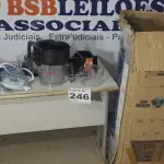 LOTE 246 - ELETRODOMÉSTICOS DIVERSOS (NO ESTADO, NÃO SABEMOS SE FUNCIONA. LEILÃO NÃO TEM GARANTIA E NEM DEVOLUÇÃO, SUJEITO A POSSÍVEIS AVARIAS VISÍVEIS/OCULTAS E/OU AUSÊNCIA DE COMPONENTES)