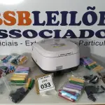 LOTE 033 - 01 APARELHO DE CENTRIFUGA PROFISSIONAL GTSPIN COM AVARIAS. (NO ESTADO) ATENÇÃO! FAZER A VISITAÇÃO ANTES DE ARREMATAR, NÃO SABEMOS SE FUNCIONA. LEILÃO NÃO TEM GARANTIA E NEM DEVOLUÇÃO, SUJEITO A POSSÍVEIS AVARIAS VISÍVEIS/OCULTAS E/OU AUSÊNCIA DE COMPONENTES.