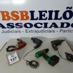 LOTE 127 - 03 FURADEIRAS MARCAS E MODELOS DIVERSOS E 01 PARAFUSADEIRA. (NO ESTADO) ATENÇÃO! FAZER A VISITAÇÃO ANTES DE ARREMATAR, NÃO SABEMOS SE FUNCIONA. LEILÃO NÃO TEM GARANTIA E NEM DEVOLUÇÃO, SUJEITO A POSSÍVEIS AVARIAS VISÍVEIS/OCULTAS E/OU AUSÊNCIA DE COMPONENTES.