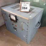 LOTE 064 - 01 REGULADOR DE VOLTAGEM MARCA STABILINE DE 16.6KVA. (NO ESTADO) ATENÇÃO! FAZER A VISITAÇÃO ANTES DE ARREMATAR, NÃO SABEMOS SE FUNCIONA. LEILÃO NÃO TEM GARANTIA E NEM DEVOLUÇÃO, SUJEITO A POSSÍVEIS AVARIAS VISÍVEIS/OCULTAS E/OU AUSÊNCIA DE COMPONENTES.