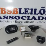 LOTE 017 - 01 CD PIONEER COM BLUETOOTH E USB, 01 PAR DE TS PIONEER, 01 TWEETER E 01 FRENTE CD PIONEER. (NO ESTADO) ATENÇÃO! FAZER A VISITAÇÃO ANTES DE ARREMATAR, NÃO SABEMOS SE FUNCIONA. LEILÃO NÃO TEM GARANTIA E NEM DEVOLUÇÃO, SUJEITO A POSSÍVEIS AVARIAS VISÍVEIS/OCULTAS E/OU AUSÊNCIA DE COMPONENTES.