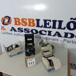 LOTE 117 - 04 IMPRESSORAS DE CUPOM MARCAS E MODELOS DIVERSOS. (NO ESTADO) ATENÇÃO! FAZER A VISITAÇÃO ANTES DE ARREMATAR, NÃO SABEMOS SE FUNCIONA. LEILÃO NÃO TEM GARANTIA E NEM DEVOLUÇÃO, SUJEITO A POSSÍVEIS AVARIAS VISÍVEIS/OCULTAS E/OU AUSÊNCIA DE COMPONENTES.