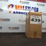 LOTE 439 - 01 - LANTERNA PORTA VELAS (NO ESTADO, NÃO SABEMOS SE FUNCIONA. LEILÃO NÃO TEM GARANTIA E NEM DEVOLUÇÃO, SUJEITO A POSSÍVEIS AVARIAS VISÍVEIS/OCULTAS E/OU AUSÊNCIA DE COMPONENTES)