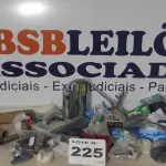 LOTE 225 - 40 – ÍTENS DIVERSOS (NO ESTADO, NÃO SABEMOS SE FUNCIONA. LEILÃO NÃO TEM GARANTIA E NEM DEVOLUÇÃO, SUJEITO A POSSÍVEIS AVARIAS VISÍVEIS/OCULTAS E/OU AUSÊNCIA DE COMPONENTES)