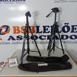 LOTE 058 - 02 TRIPÉS PARA CÂMERAS MARCA TOMATE. (NO ESTADO) ATENÇÃO! FAZER A VISITAÇÃO ANTES DE ARREMATAR, NÃO SABEMOS SE FUNCIONA. LEILÃO NÃO TEM GARANTIA E NEM DEVOLUÇÃO, SUJEITO A POSSÍVEIS AVARIAS VISÍVEIS/OCULTAS E/OU AUSÊNCIA DE COMPONENTES.