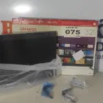LOTE 075 - 01 - SMART TV AIWA 32”, ANDROID, HD (NO ESTADO, NÃO SABEMOS SE FUNCIONA. LEILÃO NÃO TEM GARANTIA E NEM DEVOLUÇÃO, SUJEITO A POSSÍVEIS AVARIAS VISÍVEIS/OCULTAS E/OU AUSÊNCIA DE COMPONENTES)