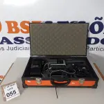 LOTE 055 - 01 CASE COM APARELHOS PARA FOTOGRAFIA. (NO ESTADO) ATENÇÃO! FAZER A VISITAÇÃO ANTES DE ARREMATAR, NÃO SABEMOS SE FUNCIONA. LEILÃO NÃO TEM GARANTIA E NEM DEVOLUÇÃO, SUJEITO A POSSÍVEIS AVARIAS VISÍVEIS/OCULTAS E/OU AUSÊNCIA DE COMPONENTES.
