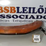 LOTE 025 - 01 SIRENE VEICULAR. (NO ESTADO) ATENÇÃO! FAZER A VISITAÇÃO ANTES DE ARREMATAR, NÃO SABEMOS SE FUNCIONA. LEILÃO NÃO TEM GARANTIA E NEM DEVOLUÇÃO, SUJEITO A POSSÍVEIS AVARIAS VISÍVEIS/OCULTAS E/OU AUSÊNCIA DE COMPONENTES.