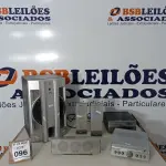 LOTE 096 - 01 CAIXA DE SOM MARCA SONY, 01 RÁDIO RECEIVER, 01 HOME THEATHER E 04 CAIXINHAS AVULSAS.  (NO ESTADO) ATENÇÃO! FAZER A VISITAÇÃO ANTES DE ARREMATAR, NÃO SABEMOS SE FUNCIONA. LEILÃO NÃO TEM GARANTIA E NEM DEVOLUÇÃO, SUJEITO A POSSÍVEIS AVARIAS VISÍVEIS/OCULTAS E/OU AUSÊNCIA DE COMPONENTES.