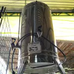 LOTE 305 - 01 CAFETEIRA ELÉTRICA SEMI INDUSTRIAL EM INOX. (NO ESTADO) ATENÇÃO! FAZER A VISITAÇÃO ANTES DE ARREMATAR, NÃO SABEMOS SE FUNCIONA. LEILÃO NÃO TEM GARANTIA E NEM DEVOLUÇÃO, SUJEITO A POSSÍVEIS AVARIAS VISÍVEIS/OCULTAS E/OU AUSÊNCIA DE COMPONENTES.