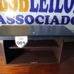 LOTE 001 - 01 ARMÁRIO SUSPENSO. (NO ESTADO EM QUE SE ENCONTRA. SUJEITO A AVARIAS OCULTAS/VISÍVEIS.)
