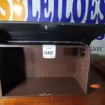 LOTE 040 - 01 ARMÁRIO SUSPENSO. (NO ESTADO EM QUE SE ENCONTRA. SUJEITO A AVARIAS OCULTAS/VISÍVEIS.)
