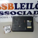 LOTE 219 - 01 NOTEBOOK MARCA TOSHIBA SEM FONTE. (NO ESTADO) ATENÇÃO! FAZER A VISITAÇÃO ANTES DE ARREMATAR, NÃO SABEMOS SE FUNCIONA. LEILÃO NÃO TEM GARANTIA E NEM DEVOLUÇÃO, SUJEITO A POSSÍVEIS AVARIAS VISÍVEIS/OCULTAS E/OU AUSÊNCIA DE COMPONENTES.