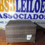LOTE 041 - 01 MESA JARDIM.  (NO ESTADO EM QUE SE ENCONTRA. SUJEITO A AVARIAS OCULTAS/VISÍVEIS.) AV9406R