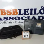 LOTE 177 - 01 NOTEBOOK SEM FONTE MARCA ITAUTEC COM CASE.  (NO ESTADO) ATENÇÃO! FAZER A VISITAÇÃO ANTES DE ARREMATAR, NÃO SABEMOS SE FUNCIONA. LEILÃO NÃO TEM GARANTIA E NEM DEVOLUÇÃO, SUJEITO A POSSÍVEIS AVARIAS VISÍVEIS/OCULTAS E/OU AUSÊNCIA DE COMPONENTES.