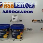 LOTE 314 - 02 GALÕES DE TINTA DE 3,6L AMARELO SOL MARCA QUALITEX. (NOVO) (NO ESTADO) ATENÇÃO! FAZER A VISITAÇÃO ANTES DE ARREMATAR, NÃO SABEMOS SE FUNCIONA. LEILÃO NÃO TEM GARANTIA E NEM DEVOLUÇÃO, SUJEITO A POSSÍVEIS AVARIAS VISÍVEIS/OCULTAS E/OU AUSÊNCIA DE COMPONENTES.