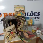 LOTE 240 - 01 LOTE COM APROXIMADAMENTE 100 DISCOS DE VINIL VARIADOS. (NO ESTADO) ATENÇÃO! FAZER A VISITAÇÃO ANTES DE ARREMATAR, NÃO SABEMOS SE FUNCIONA. LEILÃO NÃO TEM GARANTIA E NEM DEVOLUÇÃO, SUJEITO A POSSÍVEIS AVARIAS VISÍVEIS/OCULTAS E/OU AUSÊNCIA DE COMPONENTES.