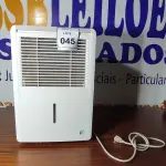 LOTE 045 - 01 DEHUMIDIFIER 110V. (NO ESTADO EM QUE SE ENCONTRA. SUJEITO A AVARIAS OCULTAS/VISÍVEIS.) AV9338Y
