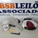 LOTE 225 - 01 ASPIRADOR ROBÔ MODELO A330 HOUSEKEEPPER PRO POLISHOP. (NO ESTADO) ATENÇÃO! FAZER A VISITAÇÃO ANTES DE ARREMATAR, NÃO SABEMOS SE FUNCIONA. LEILÃO NÃO TEM GARANTIA E NEM DEVOLUÇÃO, SUJEITO A POSSÍVEIS AVARIAS VISÍVEIS/OCULTAS E/OU AUSÊNCIA DE COMPONENTES.