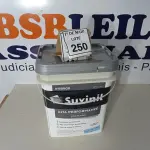 LOTE 250 - 01 BALDE DE TINTA SUVINIL INTERIORES FOSCOS 18L NA COR FOSCO BRANCO. VENCIMENTO 10/2027 (NOVO) (NO ESTADO) ATENÇÃO! FAZER A VISITAÇÃO ANTES DE ARREMATAR, NÃO SABEMOS SE FUNCIONA. LEILÃO NÃO TEM GARANTIA E NEM DEVOLUÇÃO, SUJEITO A POSSÍVEIS AVARIAS VISÍVEIS/OCULTAS E/OU AUSÊNCIA DE COMPONENTES.