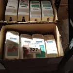 LOTE 327 - 01 LOTE COM DISPENSES PARA SABÃO.  (NO ESTADO) ATENÇÃO! FAZER A VISITAÇÃO ANTES DE ARREMATAR, NÃO SABEMOS SE FUNCIONA. LEILÃO NÃO TEM GARANTIA E NEM DEVOLUÇÃO, SUJEITO A POSSÍVEIS AVARIAS VISÍVEIS/OCULTAS E/OU AUSÊNCIA DE COMPONENTES.