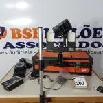 LOTE 200 - 01 CASE COM APARELHOS PARA FOTOGRAFIA. (NO ESTADO) ATENÇÃO! FAZER A VISITAÇÃO ANTES DE ARREMATAR, NÃO SABEMOS SE FUNCIONA. LEILÃO NÃO TEM GARANTIA E NEM DEVOLUÇÃO, SUJEITO A POSSÍVEIS AVARIAS VISÍVEIS/OCULTAS E/OU AUSÊNCIA DE COMPONENTES.