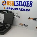 LOTE 346 - 01 RECEPTOR COM MICROFONE E CASE. (NO ESTADO) ATENÇÃO! FAZER A VISITAÇÃO ANTES DE ARREMATAR, NÃO SABEMOS SE FUNCIONA. LEILÃO NÃO TEM GARANTIA E NEM DEVOLUÇÃO, SUJEITO A POSSÍVEIS AVARIAS VISÍVEIS/OCULTAS E/OU AUSÊNCIA DE COMPONENTES.