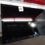 LOTE 067 - 01 TELEVISÃO SONY 46”. (NO ESTADO EM QUE SE ENCONTRA. SUJEITO A AVARIAS OCULTAS/VISÍVEIS.) AV9463C