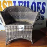 LOTE 047 - 01 CADEIRA JARDIM.  (NO ESTADO EM QUE SE ENCONTRA. SUJEITO A AVARIAS OCULTAS/VISÍVEIS.) AV9396X