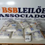 LOTE 275 - 10 PACOTES DE GRANITINA/08 PARA GRAFIADO COM 4KG CADA. (NO ESTADO) ATENÇÃO! FAZER A VISITAÇÃO ANTES DE ARREMATAR, NÃO SABEMOS SE FUNCIONA. LEILÃO NÃO TEM GARANTIA E NEM DEVOLUÇÃO, SUJEITO A POSSÍVEIS AVARIAS VISÍVEIS/OCULTAS E/OU AUSÊNCIA DE COMPONENTES.