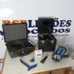 LOTE 285 - 01 KIT RADAR MÓVEL MARCA LASER TECH. (NO ESTADO) ATENÇÃO! FAZER A VISITAÇÃO ANTES DE ARREMATAR, NÃO SABEMOS SE FUNCIONA. LEILÃO NÃO TEM GARANTIA E NEM DEVOLUÇÃO, SUJEITO A POSSÍVEIS AVARIAS VISÍVEIS/OCULTAS E/OU AUSÊNCIA DE COMPONENTES.