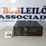 LOTE 249 - 01 RECEIVER AVR-2805 MARCA DENON 110V.  (NO ESTADO) ATENÇÃO! FAZER A VISITAÇÃO ANTES DE ARREMATAR, NÃO SABEMOS SE FUNCIONA. LEILÃO NÃO TEM GARANTIA E NEM DEVOLUÇÃO, SUJEITO A POSSÍVEIS AVARIAS VISÍVEIS/OCULTAS E/OU AUSÊNCIA DE COMPONENTES.