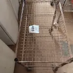 LOTE 403 - 01 CARRINHO PARA TRANSPORTE 03 BANDEJAS. (NO ESTADO) ATENÇÃO! FAZER A VISITAÇÃO ANTES DE ARREMATAR, NÃO SABEMOS SE FUNCIONA. LEILÃO NÃO TEM GARANTIA E NEM DEVOLUÇÃO, SUJEITO A POSSÍVEIS AVARIAS VISÍVEIS/OCULTAS E/OU AUSÊNCIA DE COMPONENTES.