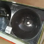 LOTE 310 - 01 TANQUE DE LAVAR ROUPAS C/02 CUBAS. (NOVO). (NO ESTADO) ATENÇÃO! FAZER A VISITAÇÃO ANTES DE ARREMATAR, NÃO SABEMOS SE FUNCIONA. LEILÃO NÃO TEM GARANTIA E NEM DEVOLUÇÃO, SUJEITO A POSSÍVEIS AVARIAS VISÍVEIS/OCULTAS E/OU AUSÊNCIA DE COMPONENTES.