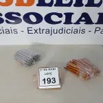 LOTE 193 - 100 CANETAS PARA BRINDE. (NO ESTADO) ATENÇÃO! FAZER A VISITAÇÃO ANTES DE ARREMATAR, NÃO SABEMOS SE FUNCIONA. LEILÃO NÃO TEM GARANTIA E NEM DEVOLUÇÃO, SUJEITO A POSSÍVEIS AVARIAS VISÍVEIS/OCULTAS E/OU AUSÊNCIA DE COMPONENTES.
