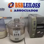 LOTE 373 - 01 IMPRESSORA DE ETIQUETAS MARCA ZEBRA COM AVARIAS E 02 UMIDIFICADORES DE AMBIENTE. (NO ESTADO) ATENÇÃO! FAZER A VISITAÇÃO ANTES DE ARREMATAR, NÃO SABEMOS SE FUNCIONA. LEILÃO NÃO TEM GARANTIA E NEM DEVOLUÇÃO, SUJEITO A POSSÍVEIS AVARIAS VISÍVEIS/OCULTAS E/OU AUSÊNCIA DE COMPONENTES.
