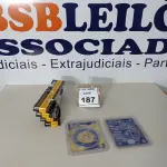 LOTE 187 - 02 DISCOS DIAMANTADO CONTÍNUO E 04 MASSAS P/CALAFETAR MARCA VONDER. (NOVO) (NO ESTADO) ATENÇÃO! FAZER A VISITAÇÃO ANTES DE ARREMATAR, NÃO SABEMOS SE FUNCIONA. LEILÃO NÃO TEM GARANTIA E NEM DEVOLUÇÃO, SUJEITO A POSSÍVEIS AVARIAS VISÍVEIS/OCULTAS E/OU AUSÊNCIA DE COMPONENTES.